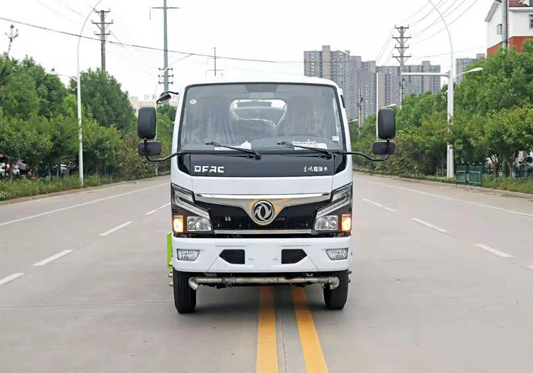 國六東風(fēng)福瑞卡5噸灑水車