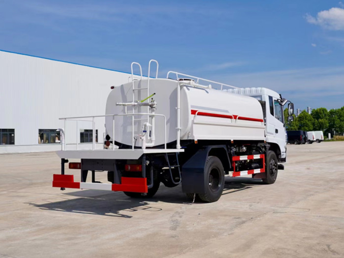 國六東風(fēng)Q7 12噸灑水車_灑水車廠家