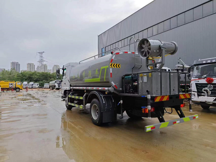 國(guó)六東風(fēng)華神F5 12方霧炮車(chē)_12噸霧炮車(chē)_12方抑塵車(chē)_程力專(zhuān)用汽車(chē)