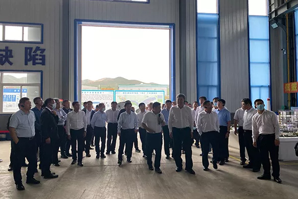 內蒙古自治區黨委常委、通遼市委書記孟憲東攜考察團到一諾環境考察指導 內蒙古自治區黨委常委、通遼市委書記孟憲東攜考察團到一諾環境考察指導